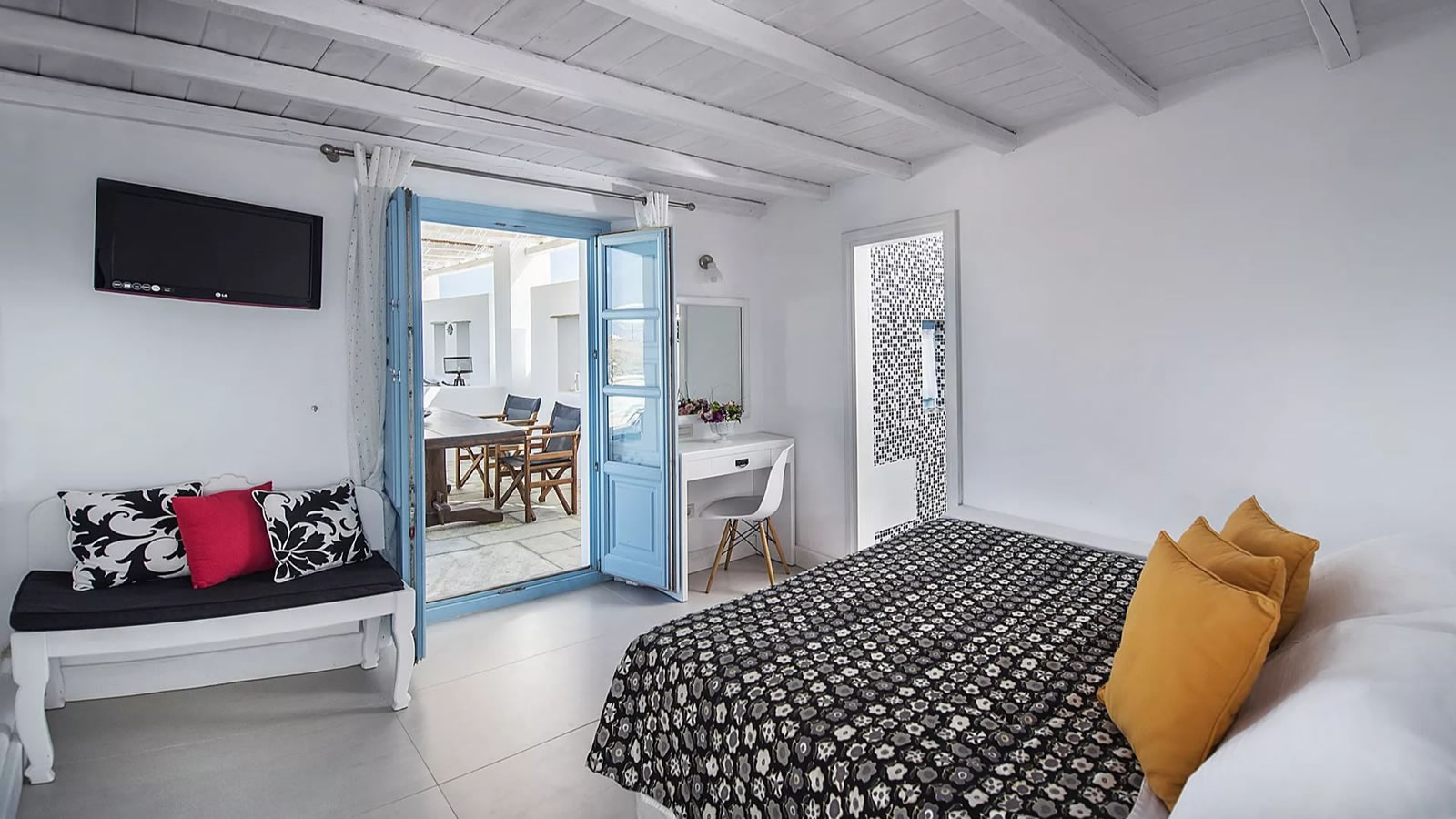 Tramountana Luxury Villa Santorini